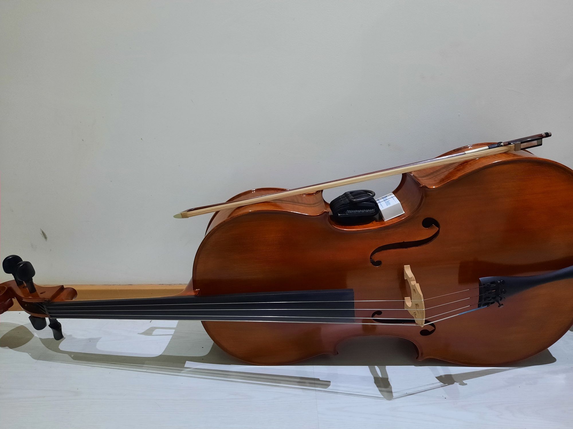 Violoncelo Cremona 4/4 SC 500