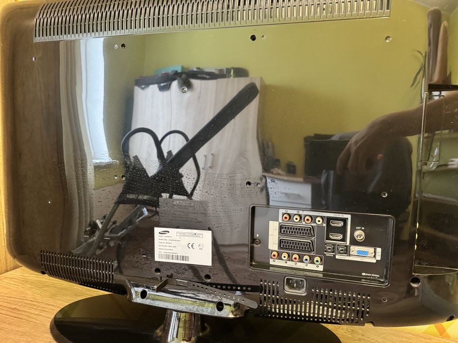 Телевізор Samsung LE32R81B