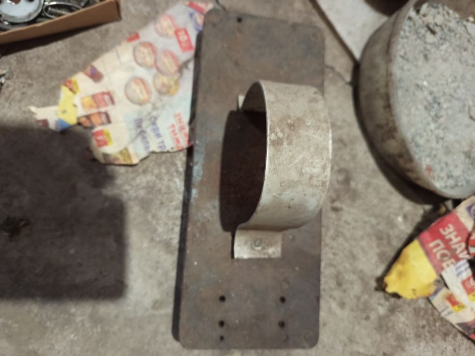 Продам подставку и крепёж для мотора.