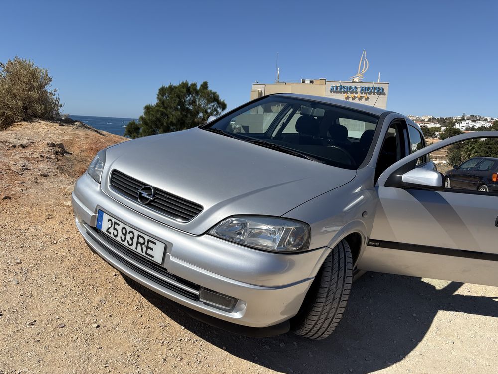 Opel astra (muitissimo bom estado)