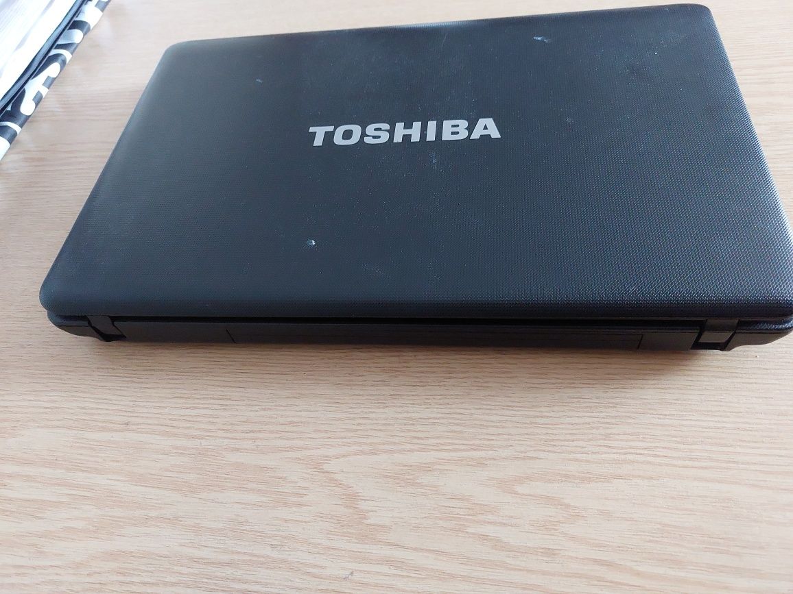 Laptop Toshiba Satellite C655 4gb/240gb