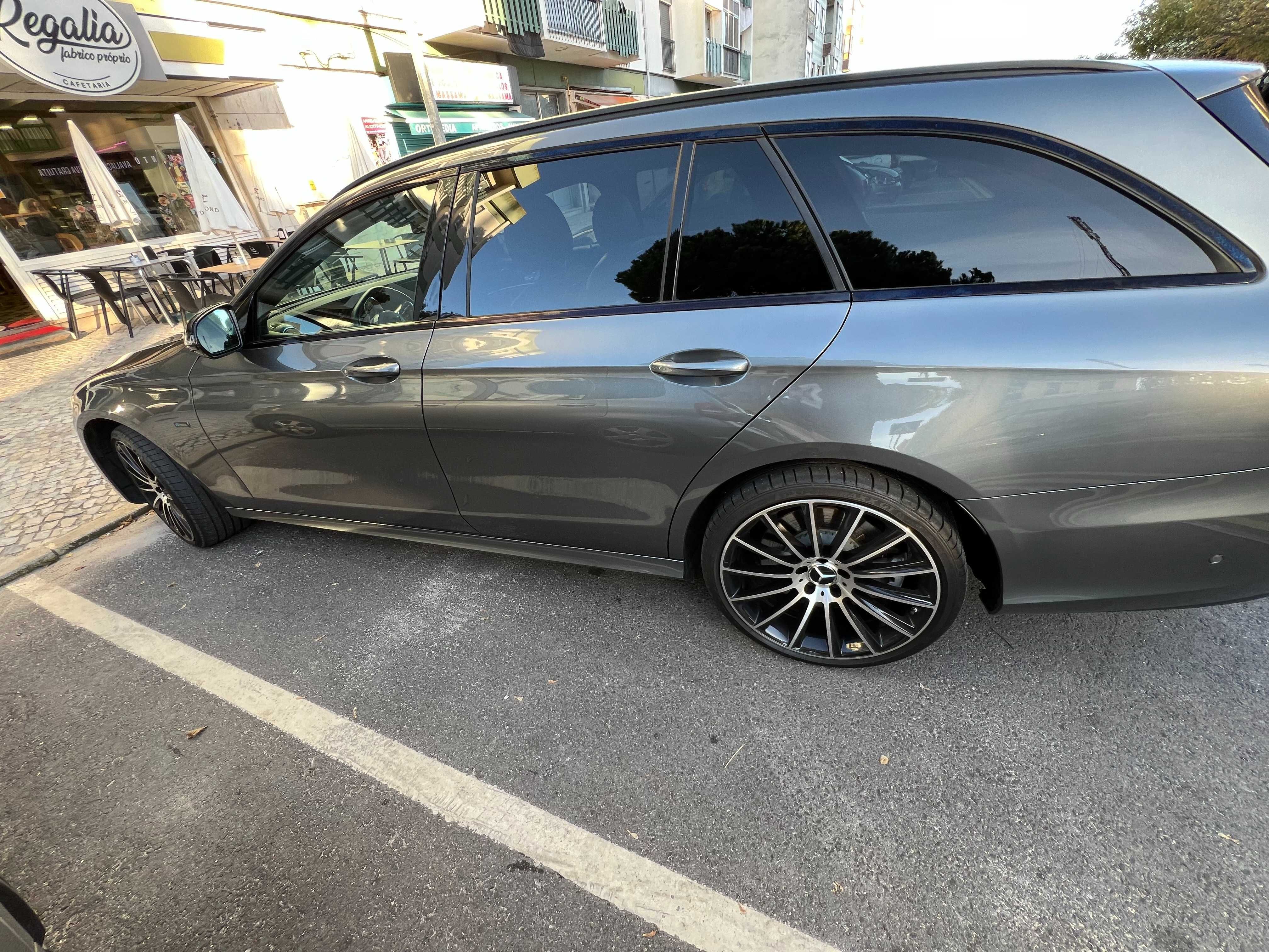Mercedes-Benz Classe E300DE / Possível troca com SUV
