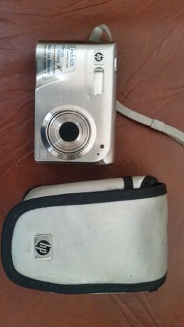 Maquina fotográfica digital HP Photosmart R927 + bolsa + carregador