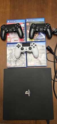 PlayStation 4pro 2x pad 4 gry