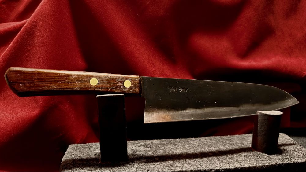 Japoński nóż kuchenny Santoku 宗隆 175 mm – stal węglowa - po renowacji