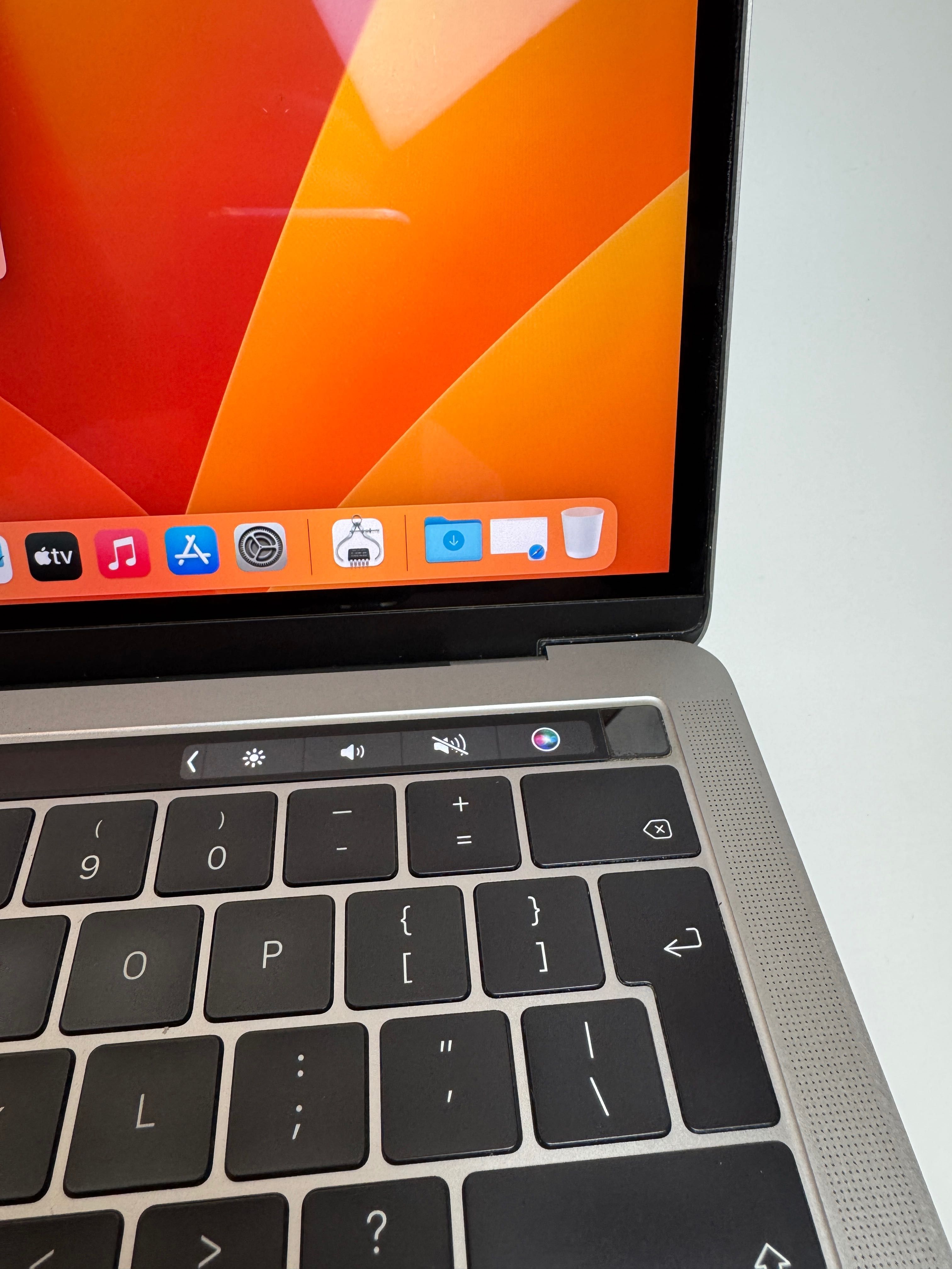 Idealny MacBook Pro 13” i7 2017 A1706 16 GB /256 GB Touchbar