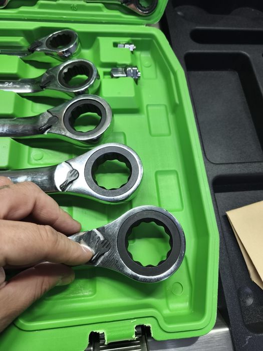 Conjunto 23pcs  de chaves de Roquete reversível dos 6mm aos 32mm