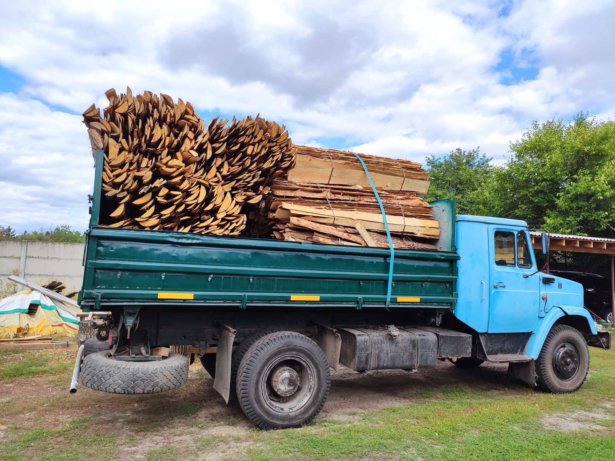 Продам дрова сосна, вільха, дуб, пиляні, рубані