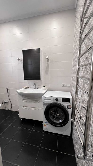 Продается современный и уютный дом в живописном селе Молодежное.