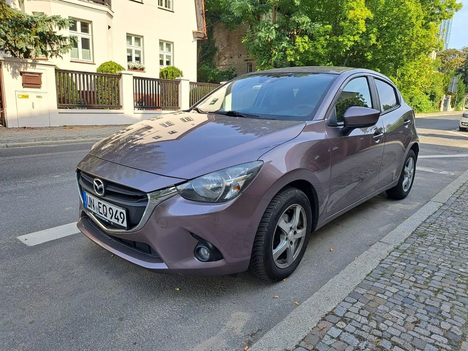 Mazda 2 Super Stan
