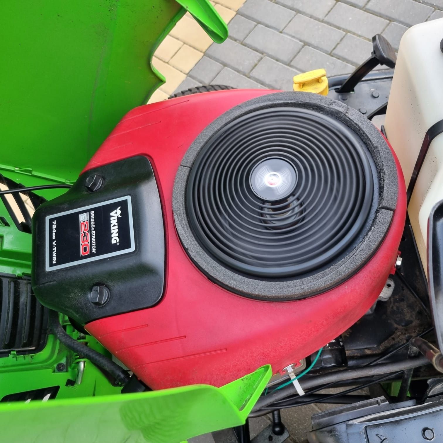 Kosiarka traktorek Viking Mt 6127 T6 v2 briggs hydro