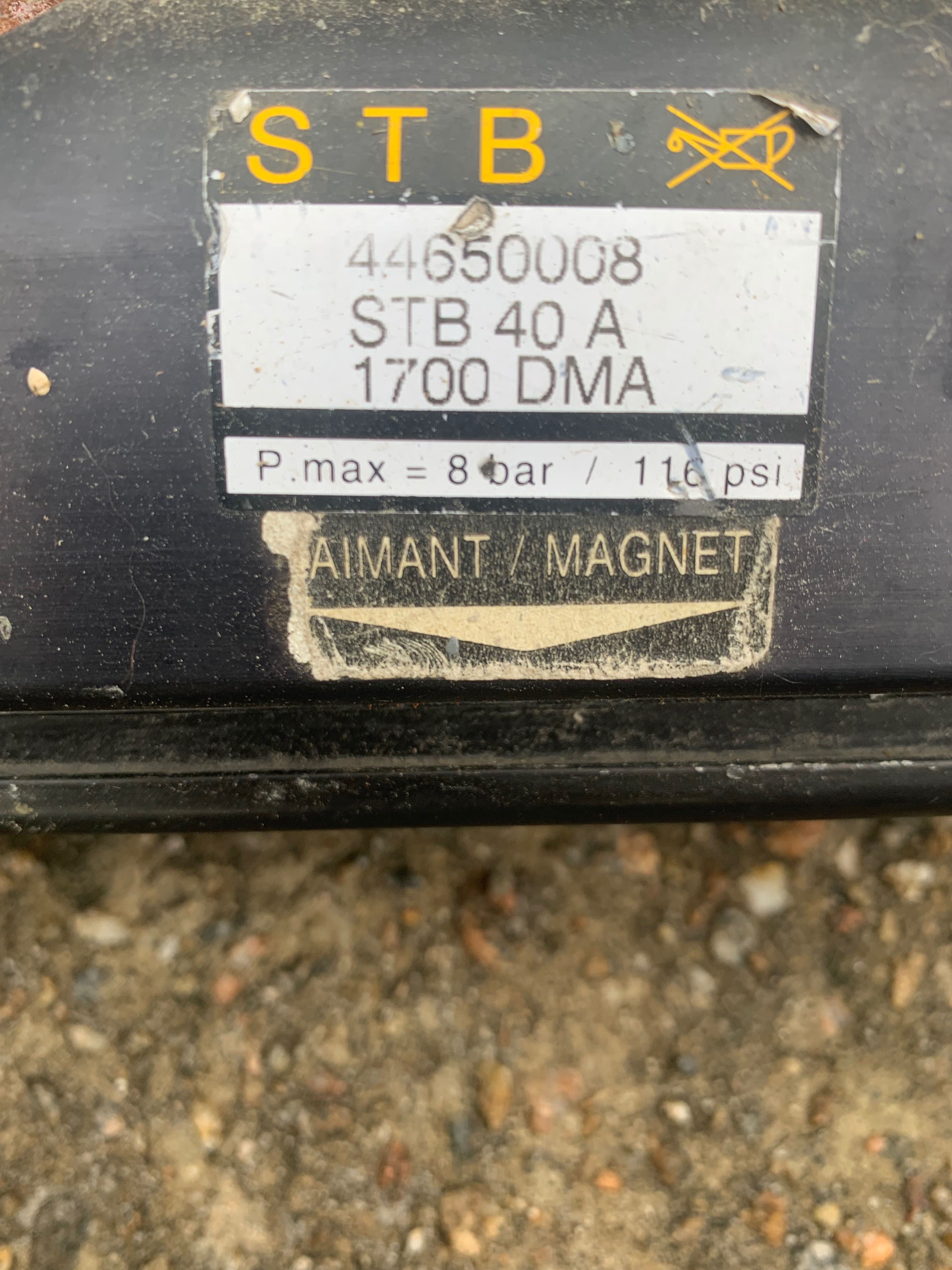 Пневматичний циліндр Joucomatic TOL-0-MATIC44650008 STB 40 A 1700 DMA.