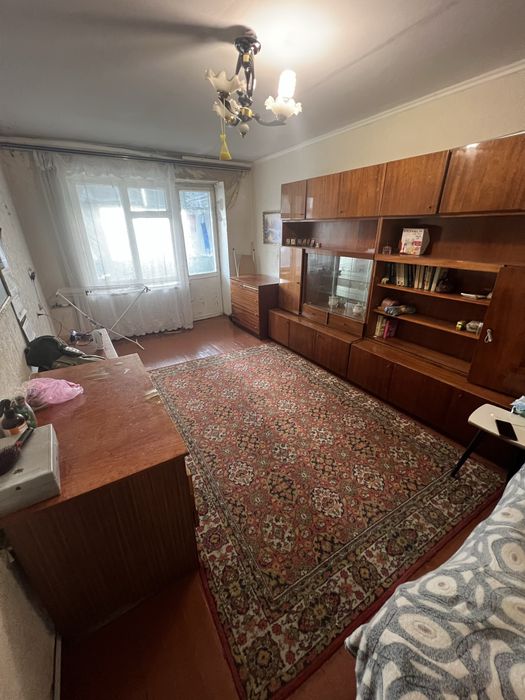 Продам квартиру в районі Старого автовокзалу.