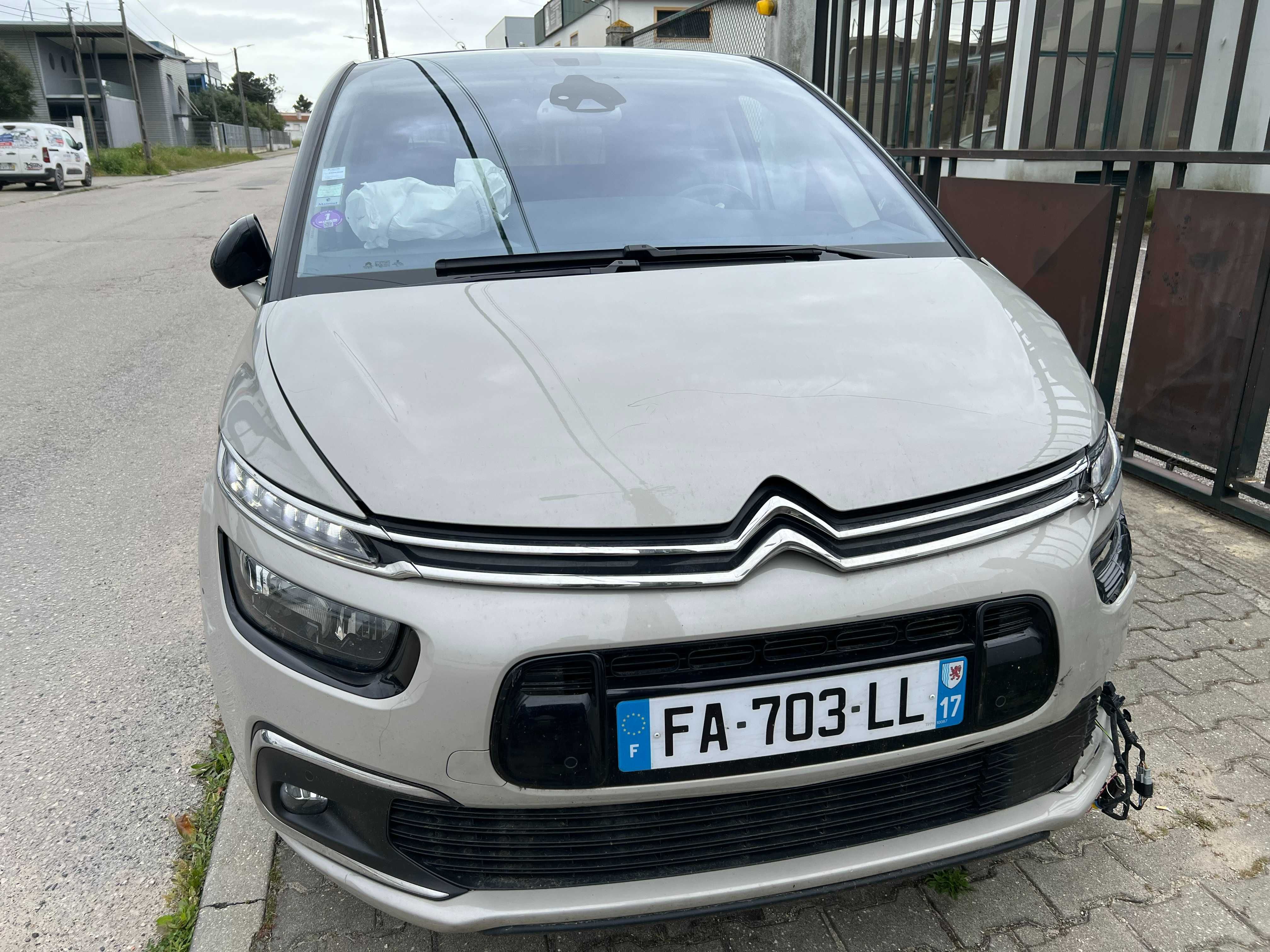 C4 PICASSO SPEICETOURER 2018 1.2l
