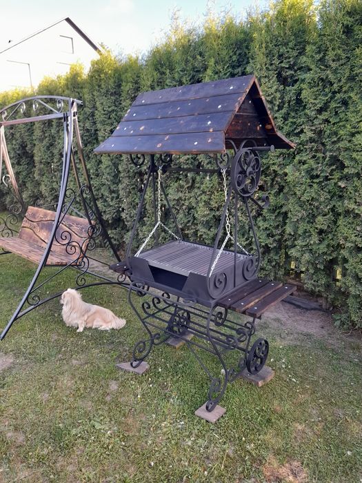 Grill ogrodowy kuty