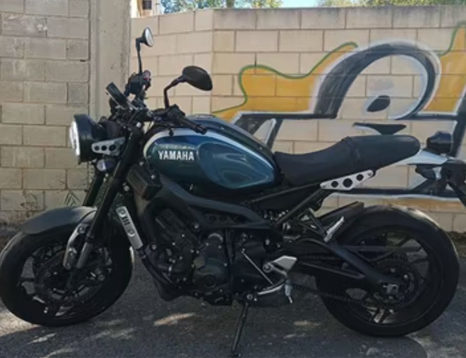 Yamaha XSR 900 venda ou troca