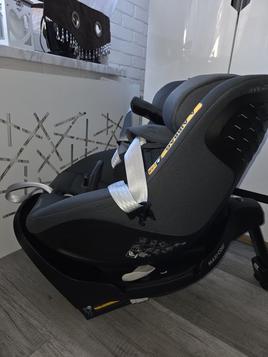 Fotelik samochodowy Maxi Cosi Mica 360 Pro, 0-18 kg.