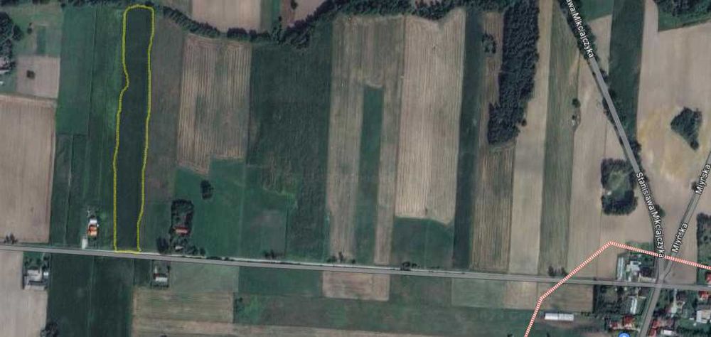 Sprzedam działkę 1300m2 z możliwością zabudowy