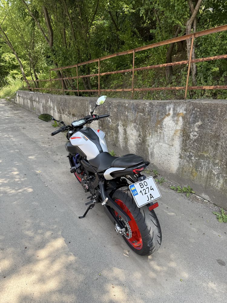 Мотоцикл Yamaha mt-07