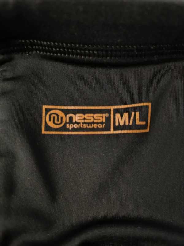 Nessi Legginsy Do Biegania Shiny Black r M/L
L / 40 / 12
