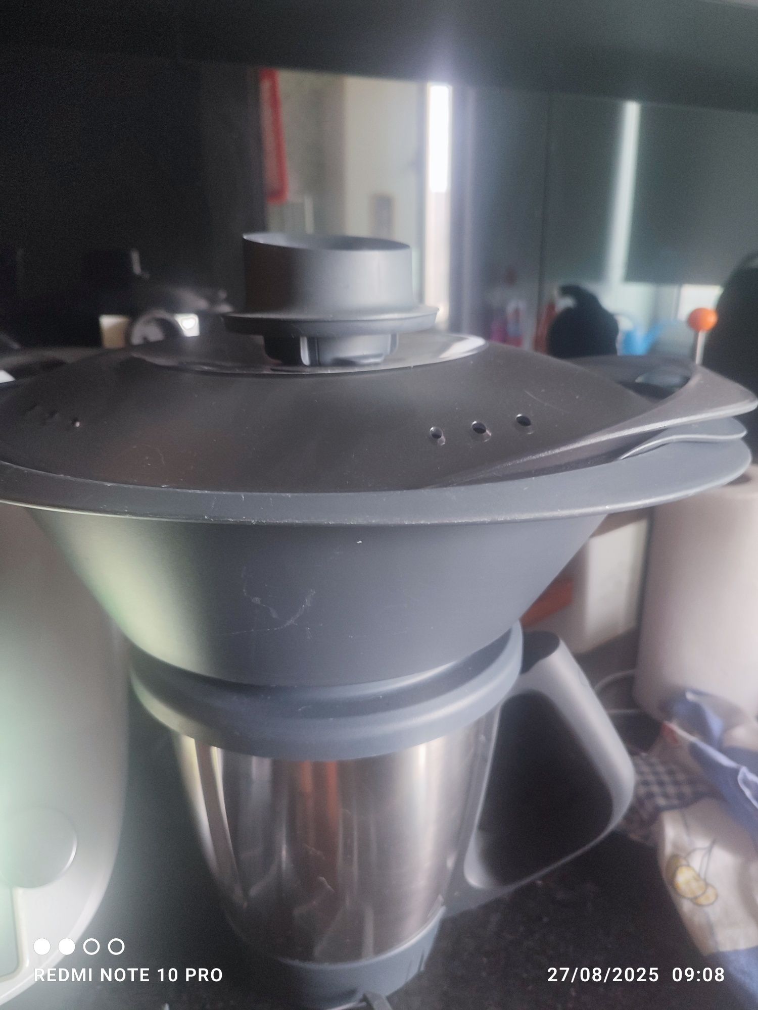 Vendo robot de cozinha Bimby Tm5
