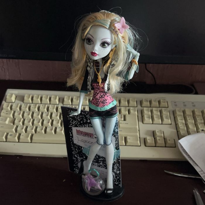 Базова Лагуна монстер хай, lagoona blue monster high