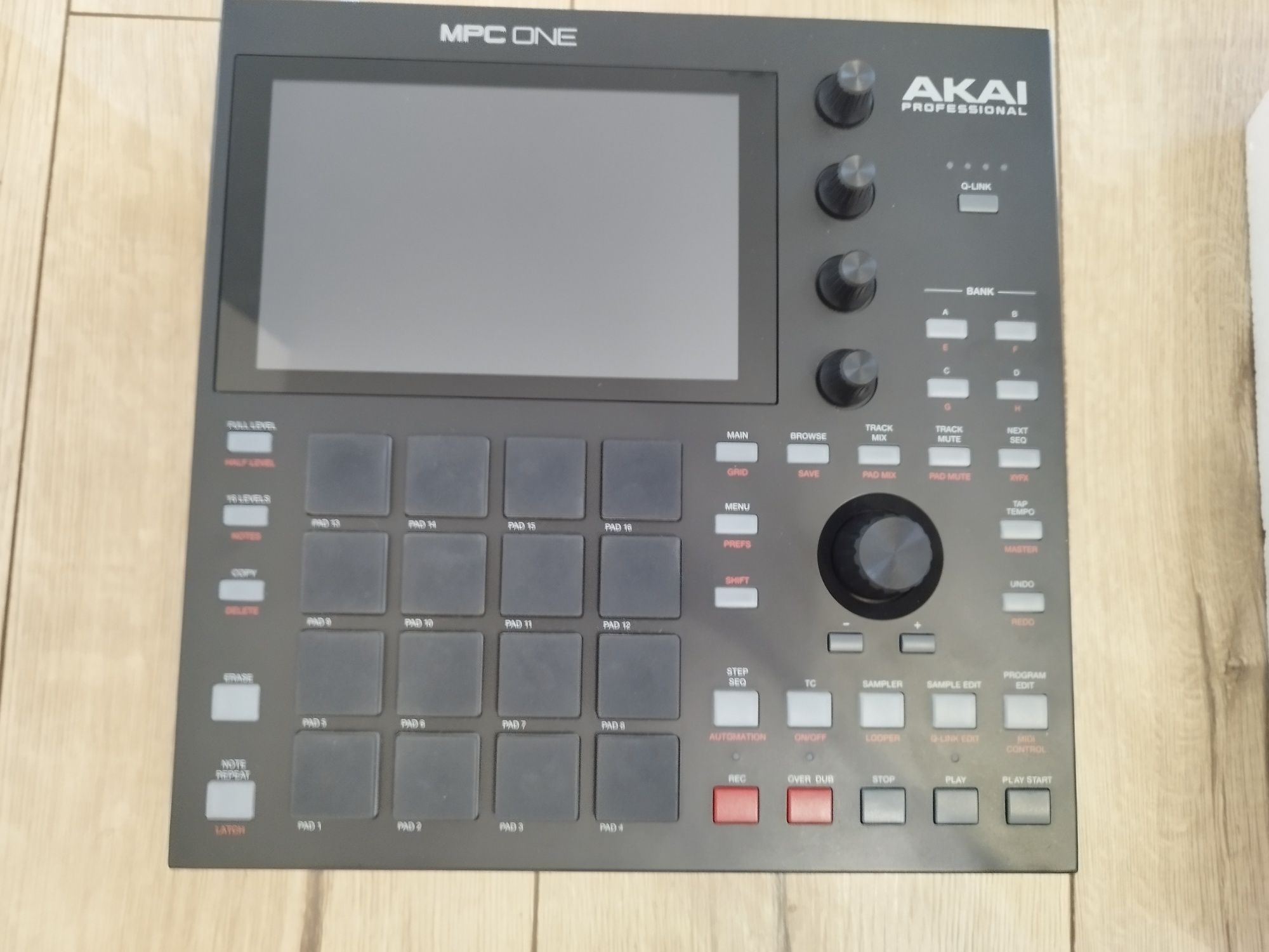 Akai Professional MPC One