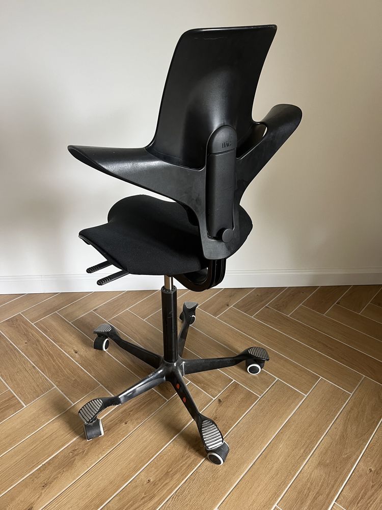 Krzesło ergonomiczne HAG Capisco