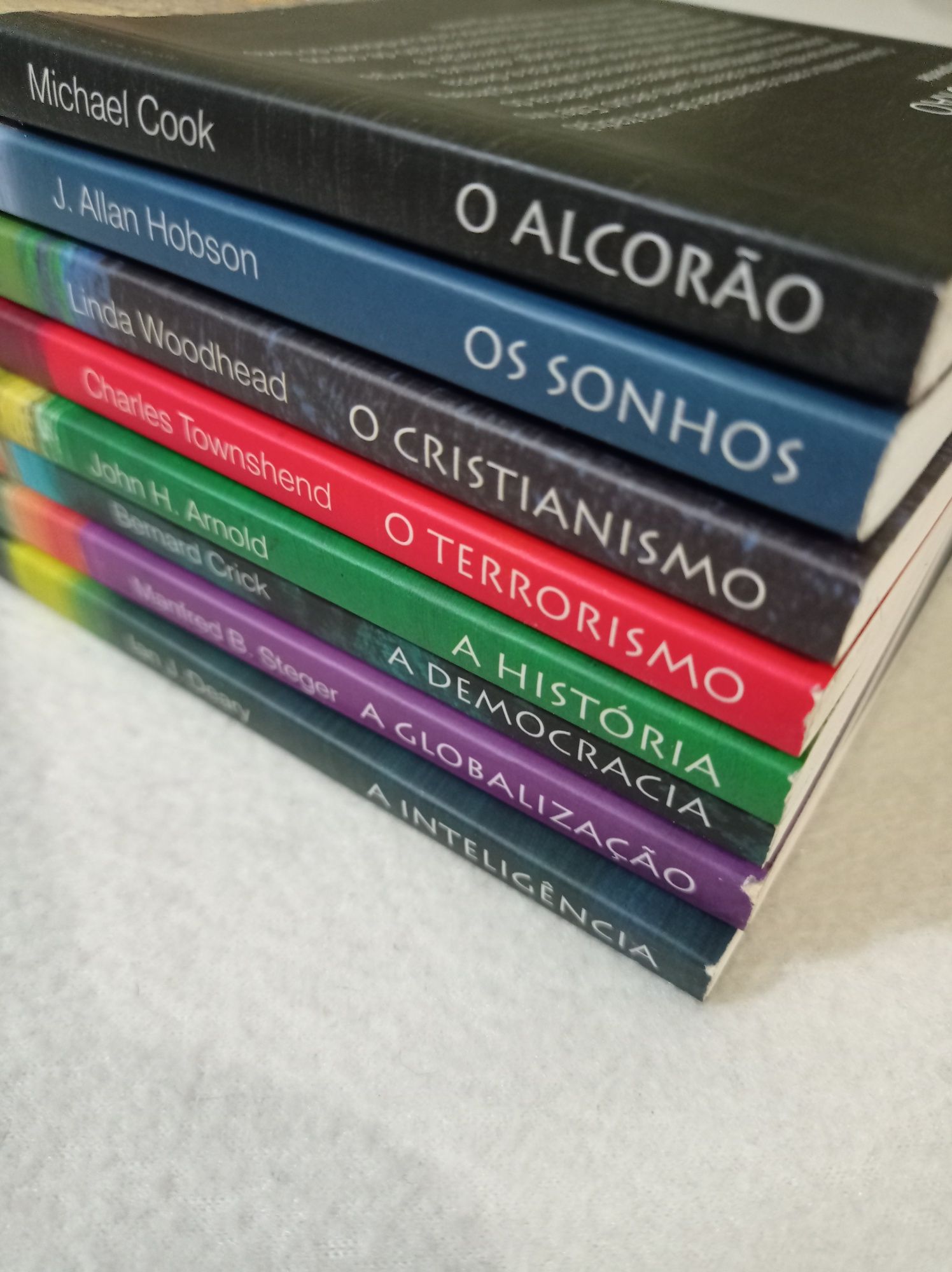 8 livros Coleção compreender - sábado