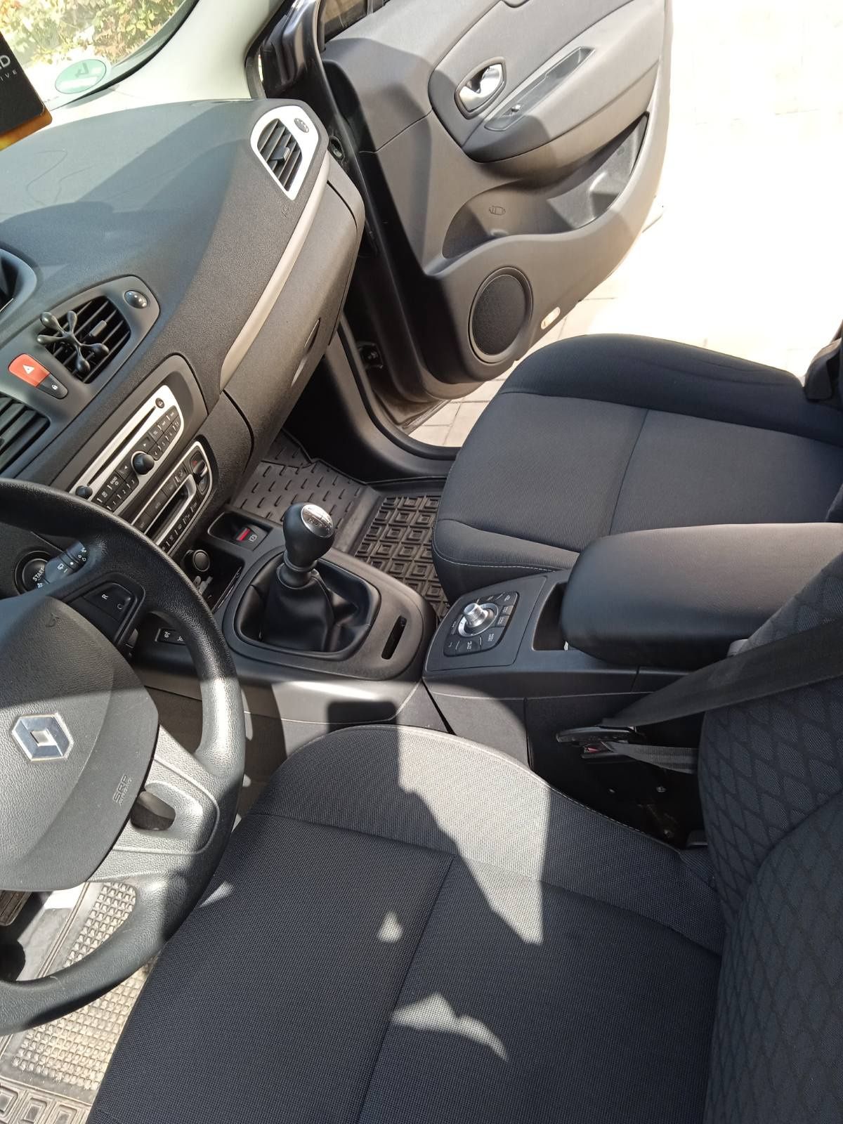 Продається RENAULT Scenic