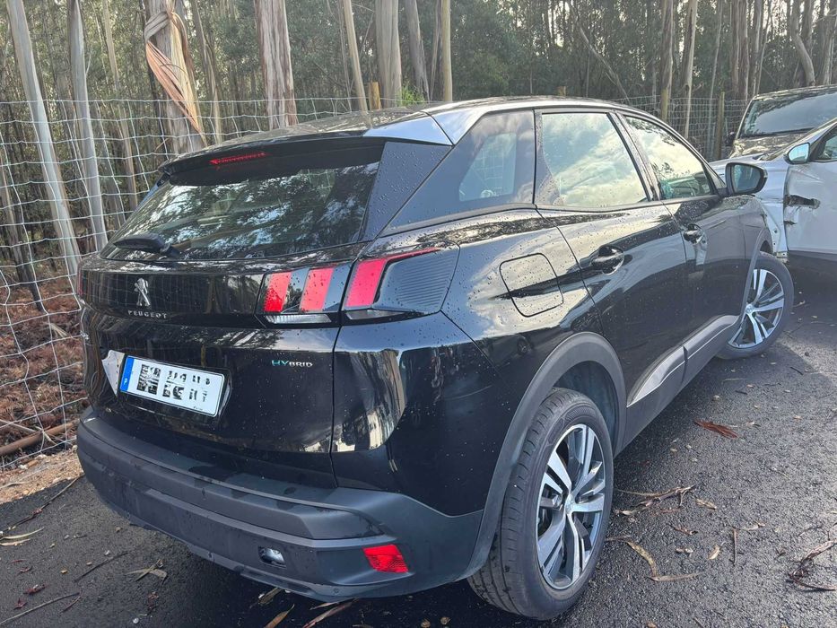 PEUGEOT 3008 HYBRID