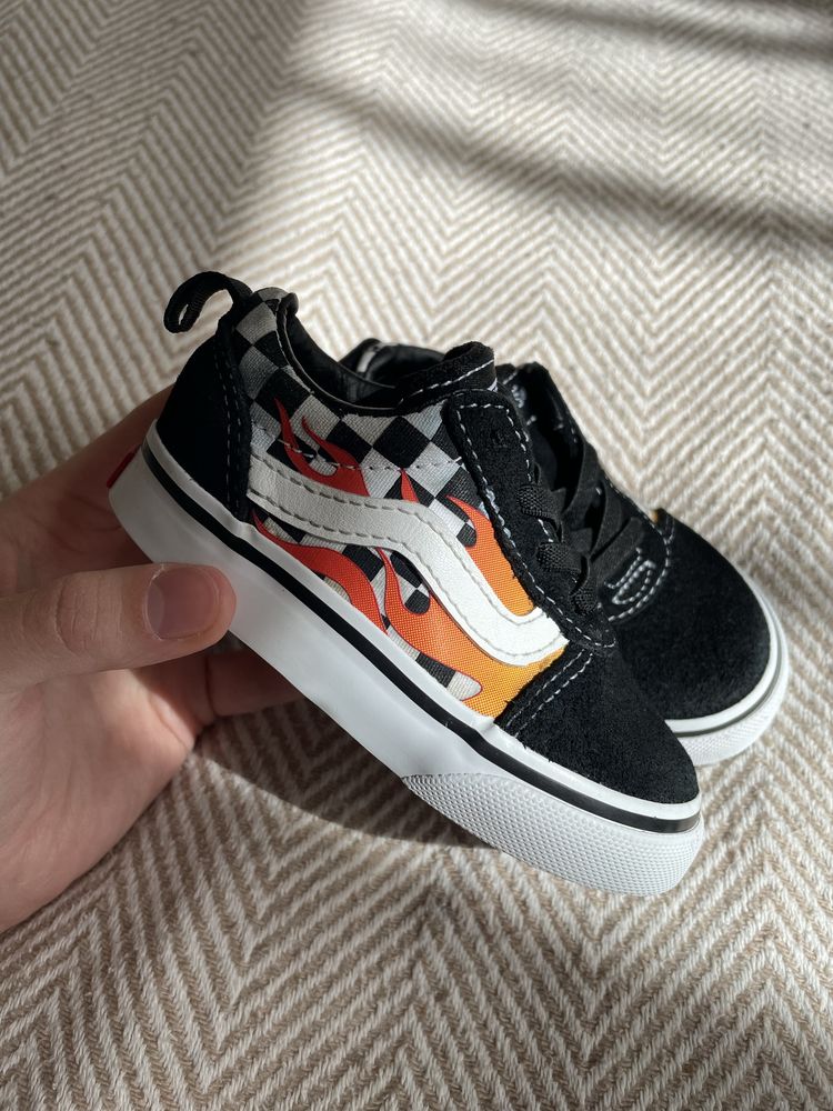 Кеди дитячі Vans розмір 21,5