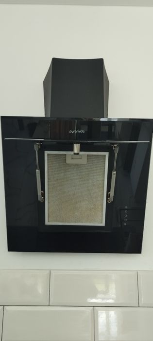 Витяжка кухонна PYRAMIDA BG 600 S