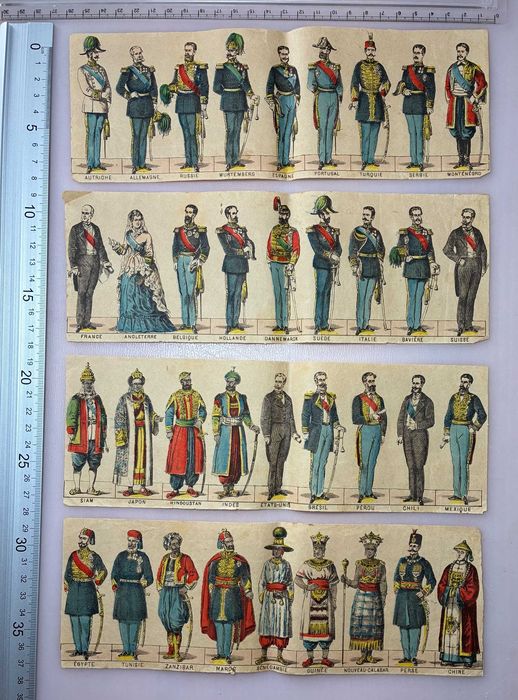 Tiras de figuras de soldados em papel antigas dos inícios de 1900