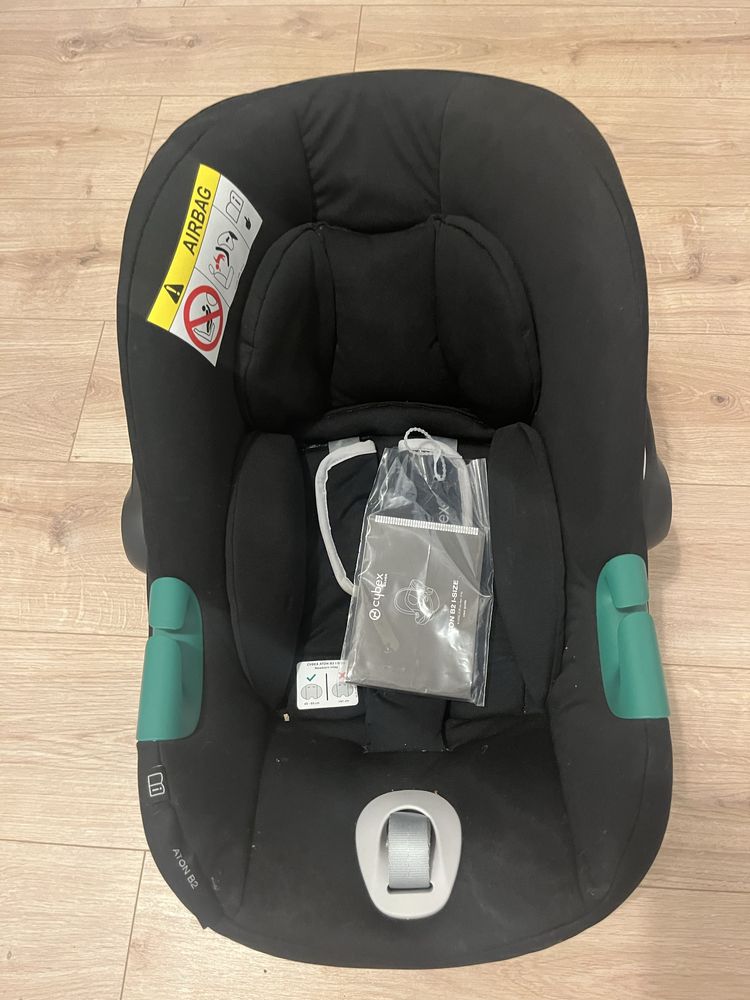Cybex Aton B2 iSize + wkładka