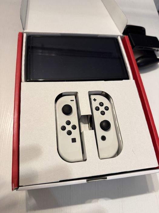 Nintendo Switch OLED jak nowy