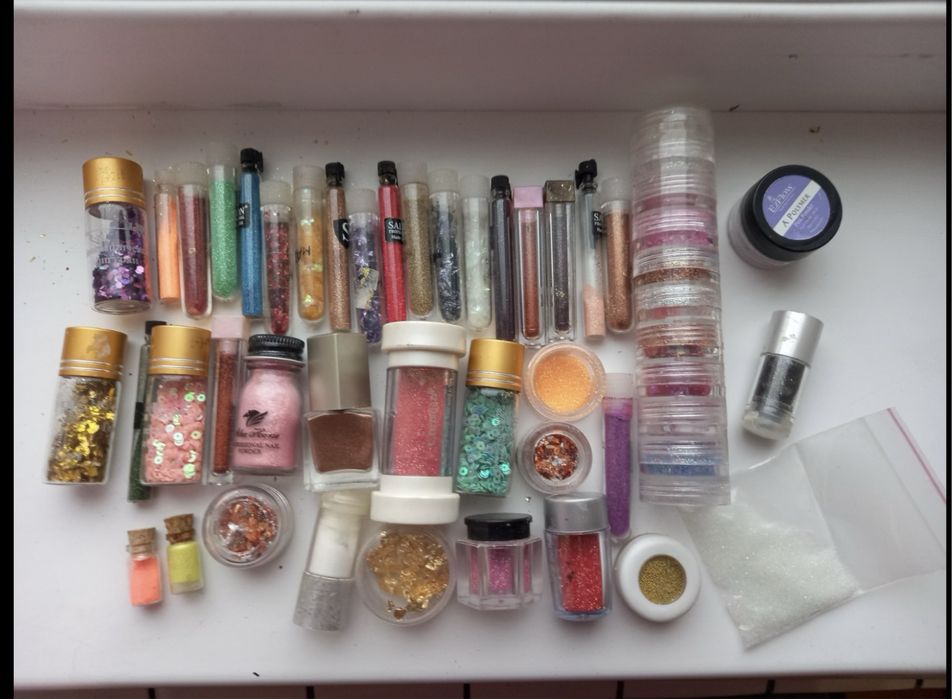 Блестки , слюда, пигменты