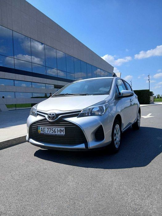 Продам Toyota Yaris.
