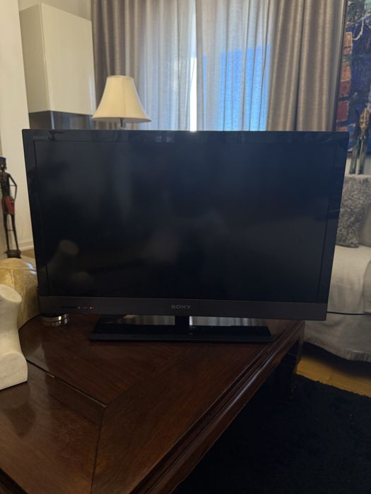 Televisor Sony Bravia 32’’ com comando – Excelente estado