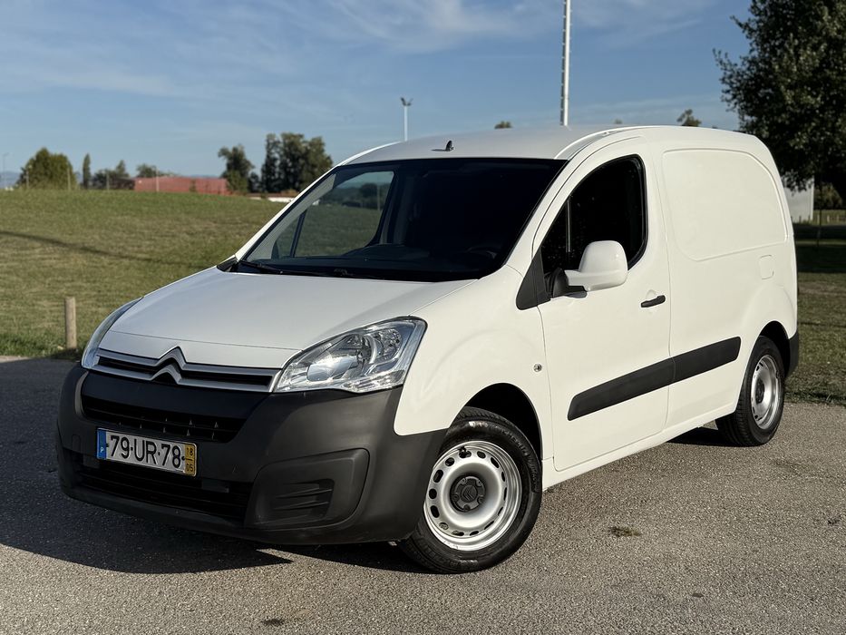 CITROEN BERLINGO 1.6 BLUE HDi ANO 2018 3 LUGARES