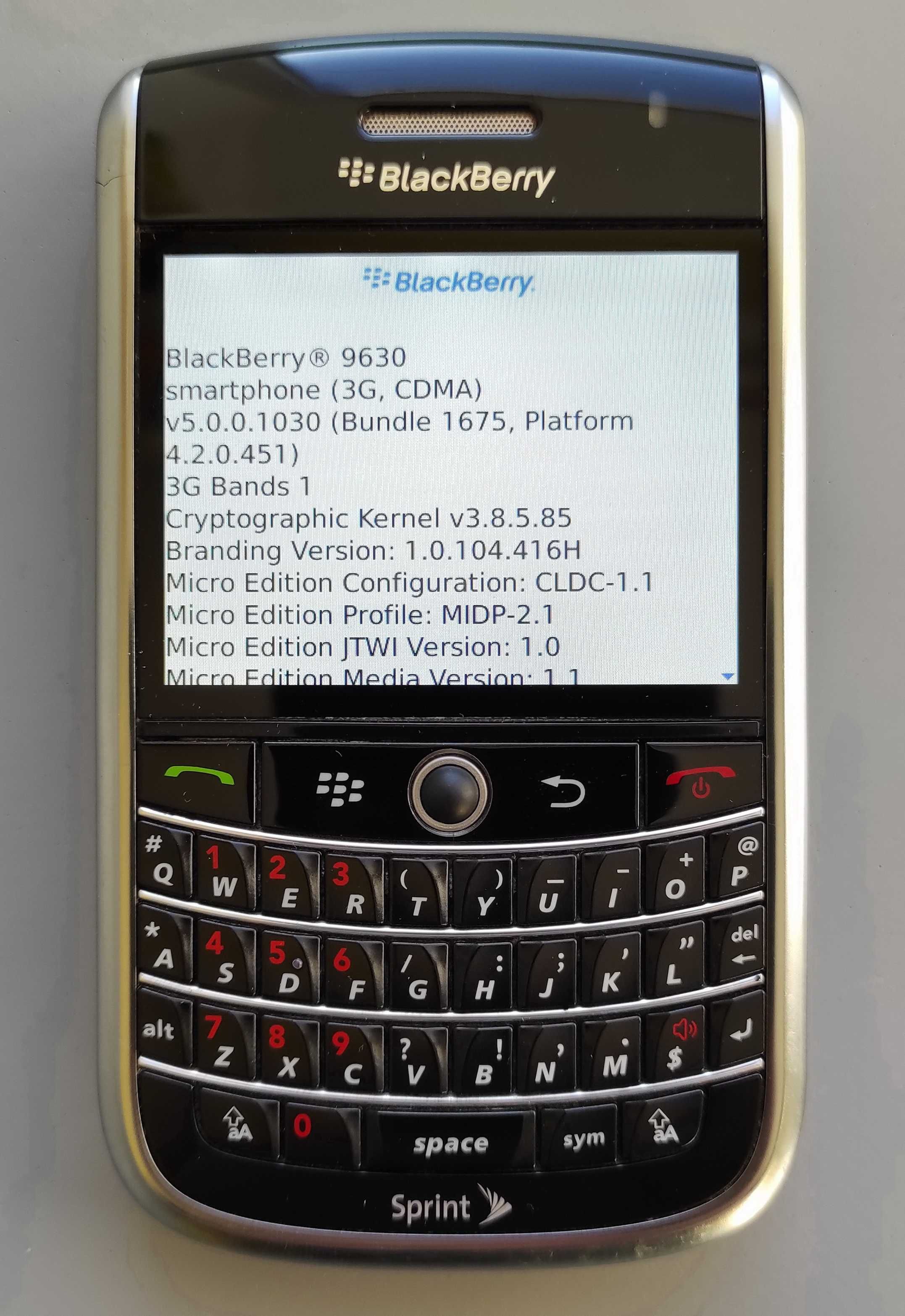 Смартфон BlackBerry 9630 Tour (Рабочий)