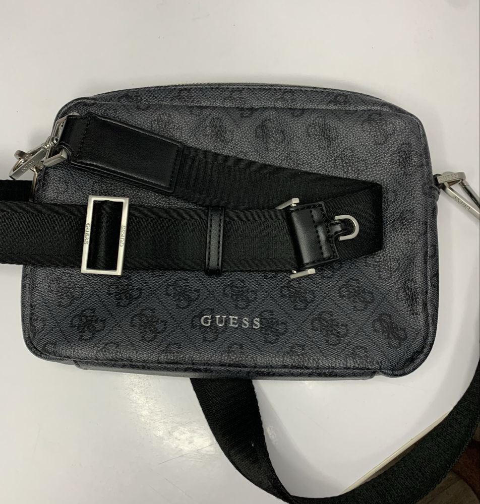 Сумка Мессенжер Guess