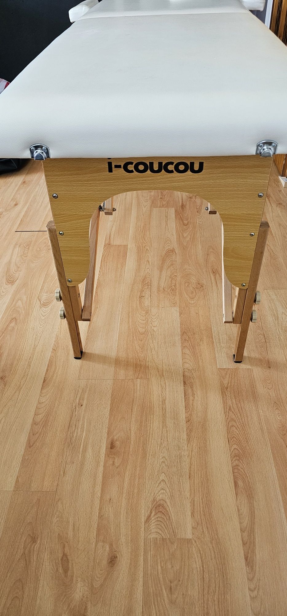 Łóżko do masażu tanio.