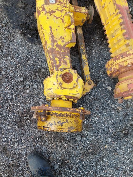 Zwolnica  jcb      .3 cx