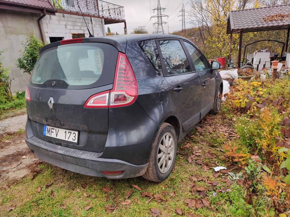 Renault  Рено Scenic 3 2010