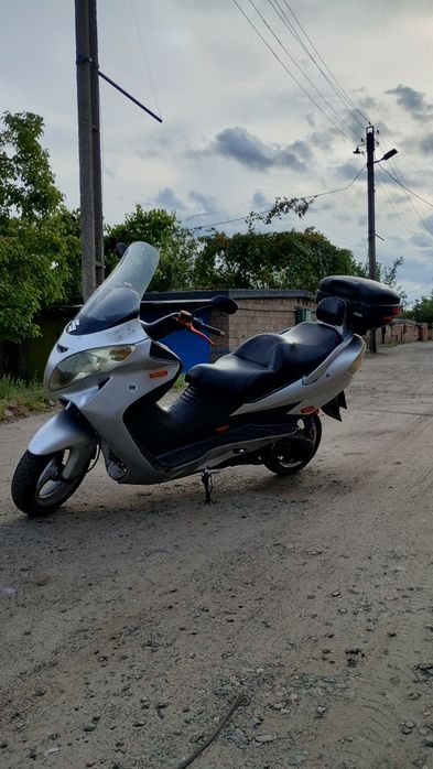 Неспішно продам/обміняю максіскутер Speed gear (Suzuki sky wave)