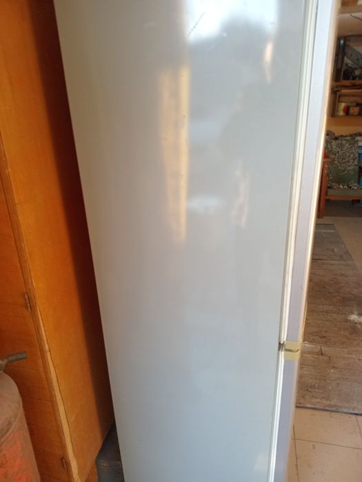 Холодильник LG продам