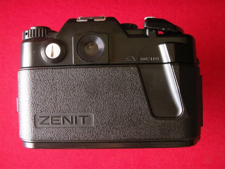 Maquina fotografica Zenit 122