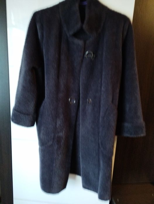 Продам пальто в хорошому стані