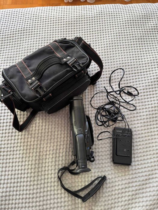 Відеокамера Panasonic NV-RX2